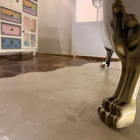 Forest View, Ganzes Haus 100qm, 2 Schlafzimmer, 2 Baeder, Badewanne, Garten & Terrasse Braunfels