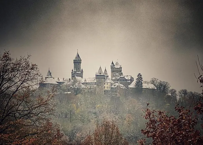 Forest View, Ganzes Haus 100qm, 2 Schlafzimmer, 2 Baeder, Badewanne, Garten & Terrasse