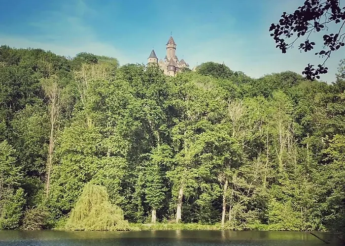 Hébergement de vacances Forest View, Ganzes Haus 100qm, 2 Schlafzimmer, 2 Baeder, Badewanne, Garten & Terrasse *