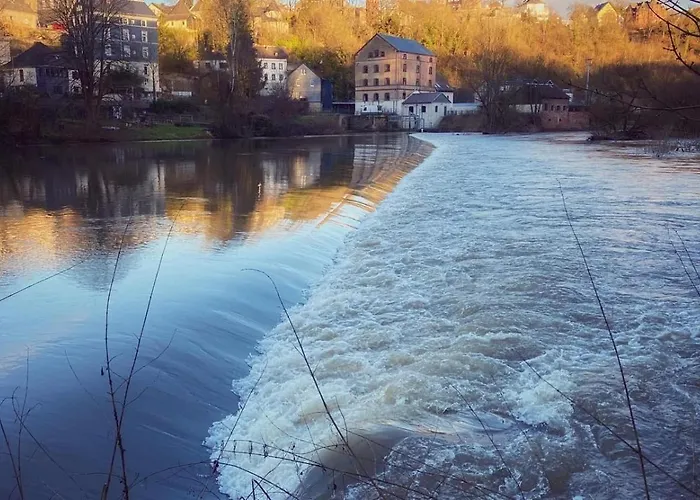 Prázdninový dům Forest View, Ganzes Haus 100qm, 2 Schlafzimmer, 2 Baeder, Badewanne, Garten & Terrasse *
